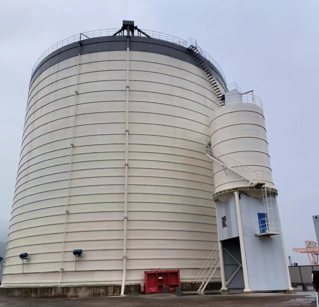 翰林镇10万吨水泥钢板库